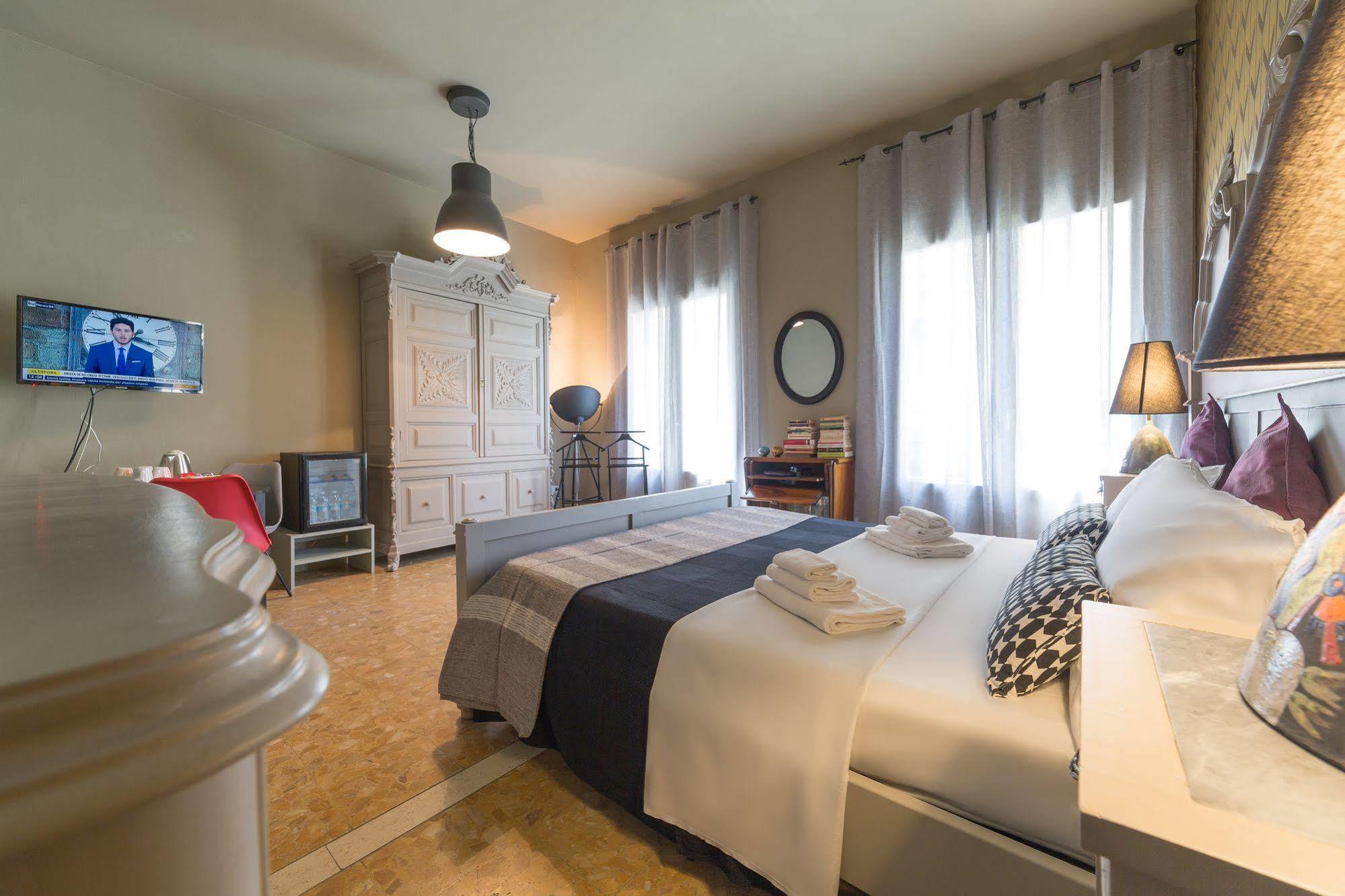 Budget Rooms Cagliari Eksteriør bilde