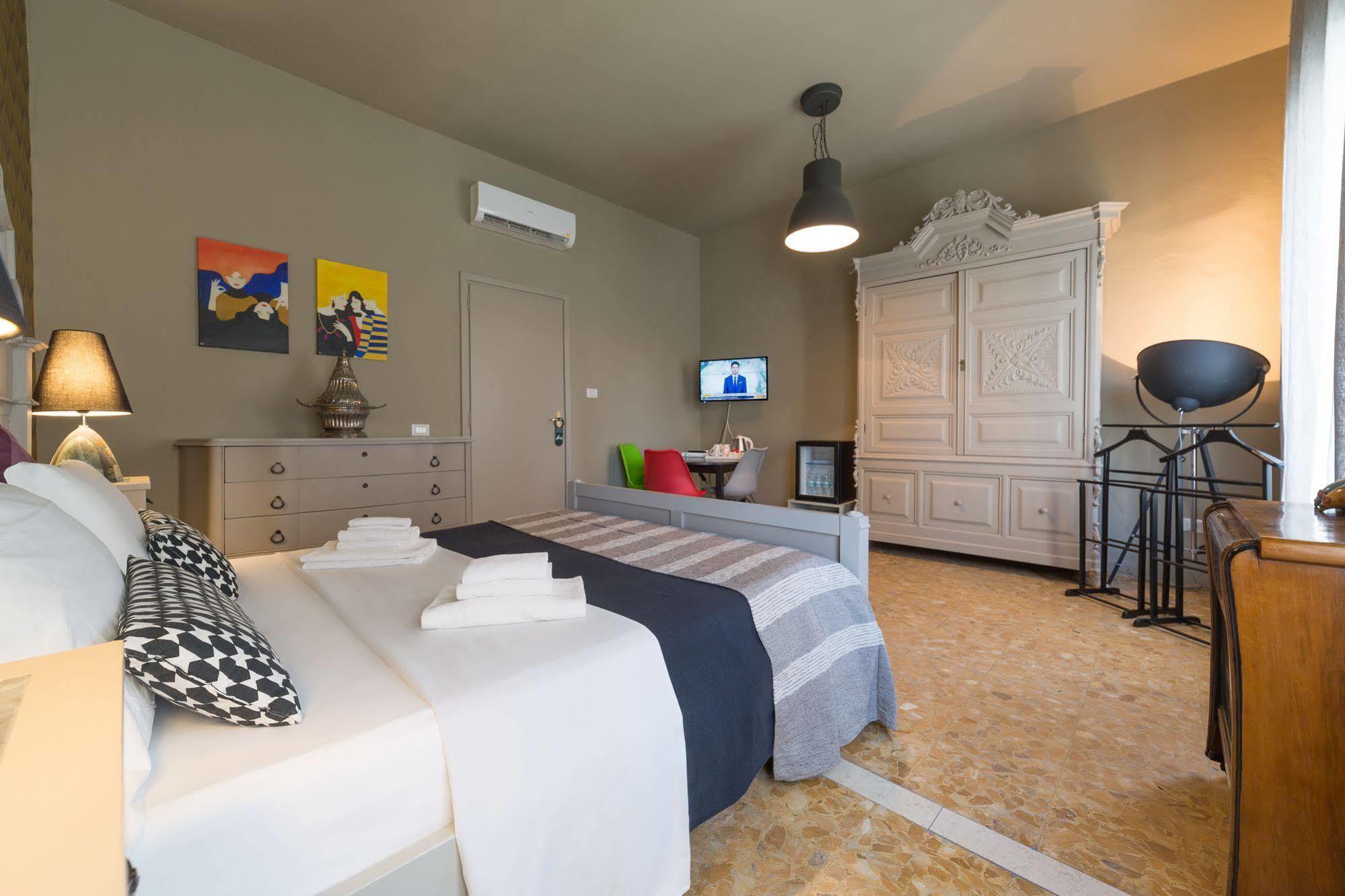Budget Rooms Cagliari Eksteriør bilde